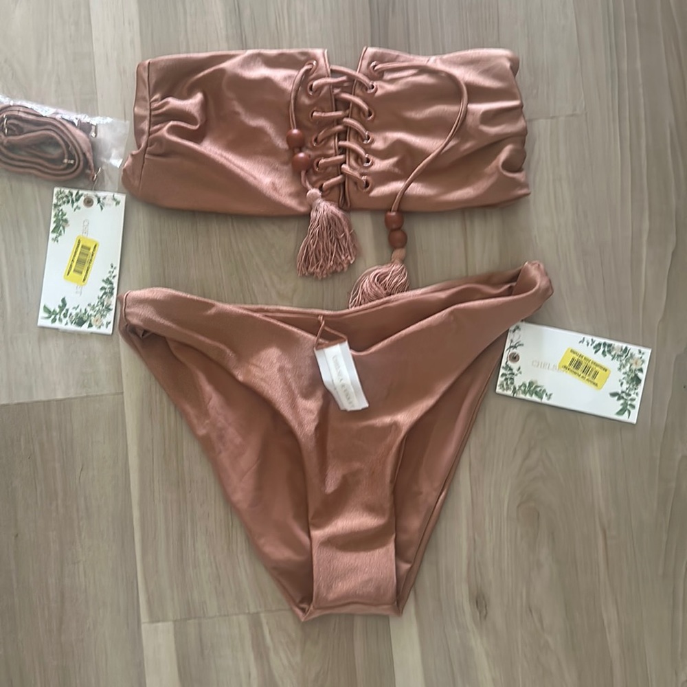 *NWT* Chelsea & Violet bikini